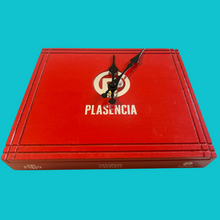 Load image into Gallery viewer, Plasencia Cigar Box Clock