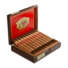 Romeo y Julieta Crafted by AJ Fernandez